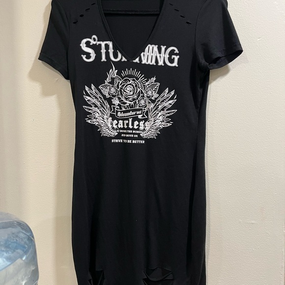 Black Graphic T-Shirt Dress - Picture 1 of 2